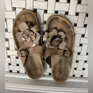 Mephisto Brown and Black Women's Boots